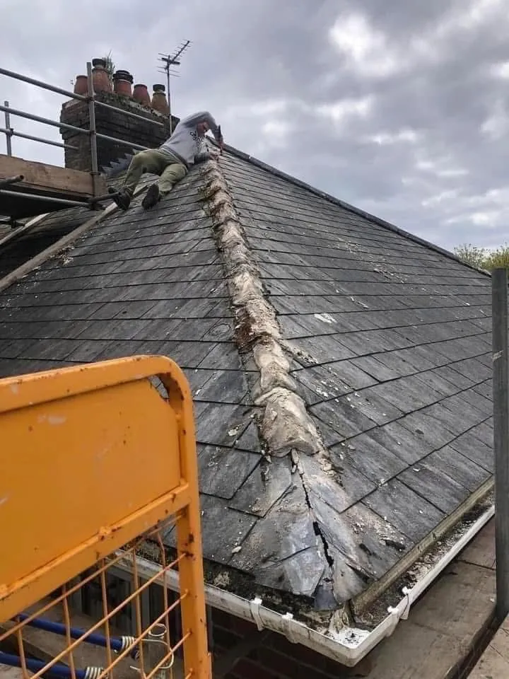 Slate roof ridge and chimney repair in Bovey Tracey